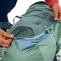 Ortovox Traverse 28 S 19 Ortovox Traverse 28 S -Camping im Freien Verkäufe 2024 48533 60501 TRAVERSE 28 S K2121 d5 WebRes